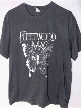 Black and white Fleetwood Mac band logo tee